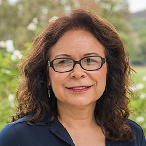 Spanish Media Certificate Faculty Advisor | Inez Gonzalez Spanish Media Certificate Faculty Advisor | Inez Gonzalez