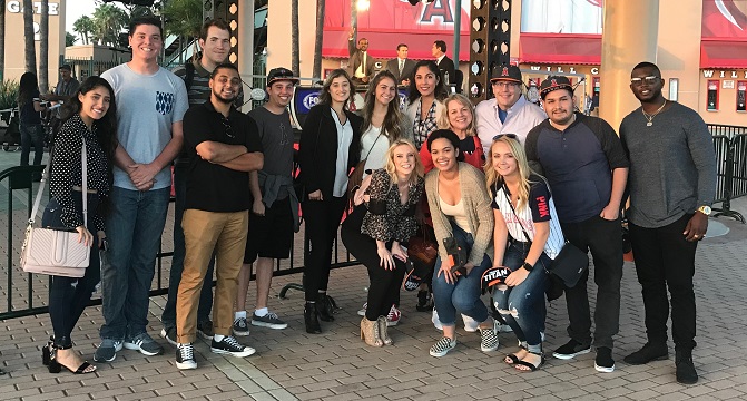 Communications students tour FOX Sports West pregame show