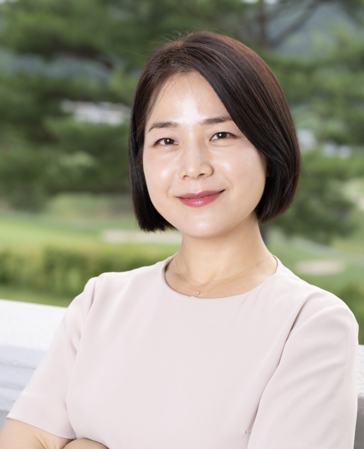 Digital Media Certificate Faculty Advisor | Jiwoo Park