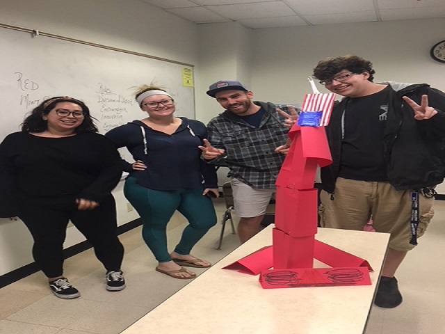 HCOM 333, Fall 2018 Building a Tower Activity